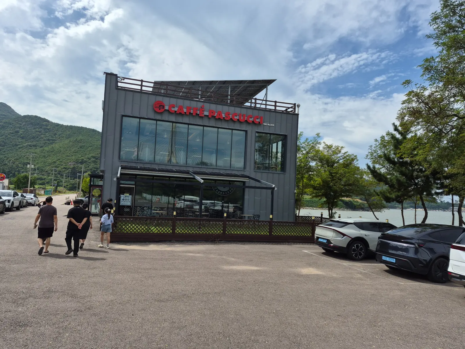 Seaside cafe along Baeksu Coastal Road in rural Yeonggwang, South Korea